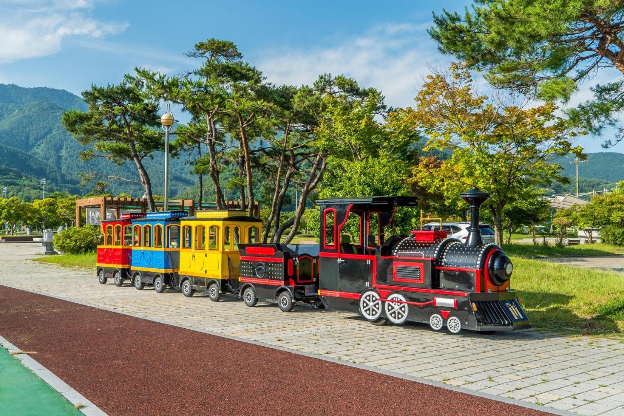 Namhae Sports Park Hotel ภายนอก รูปภาพ