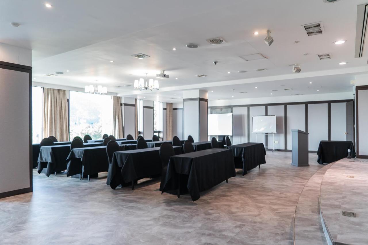 Namhae Sports Park Hotel ภายนอก รูปภาพ
